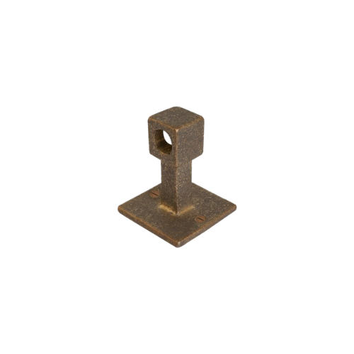 Pure middensteun Q, ruw brons