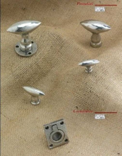 Giara-meubelknop-PoIN-35-mm-ovaal-spitse-punt-britannium
