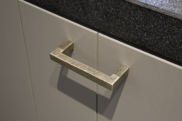 Pure-meubelgreep-recht-PMQ-160-mm-h-o-h-wit-brons