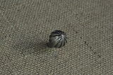 Giara-meubelknop-PoM-23-mm-kogel-ribbel-britannium